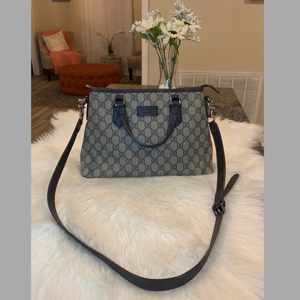 Gucci Supreme 2 Way Bag